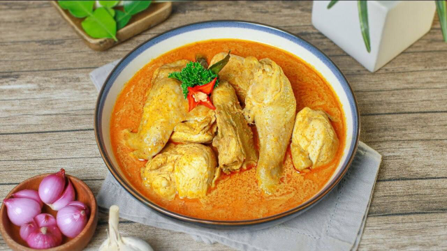 Ayam Gulai: Warisan Kuliner Nusantara yang Menggugah Selera